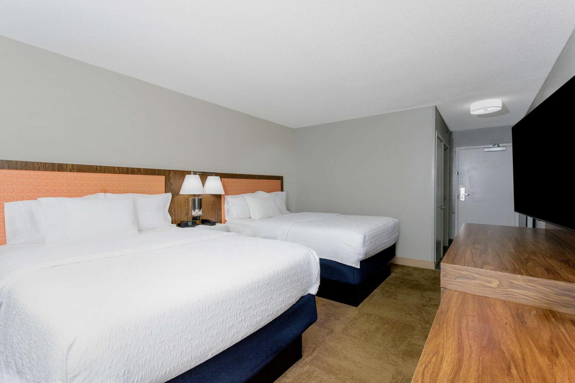 Hampton Inn Jacksonville - I-95 Central Экстерьер фото