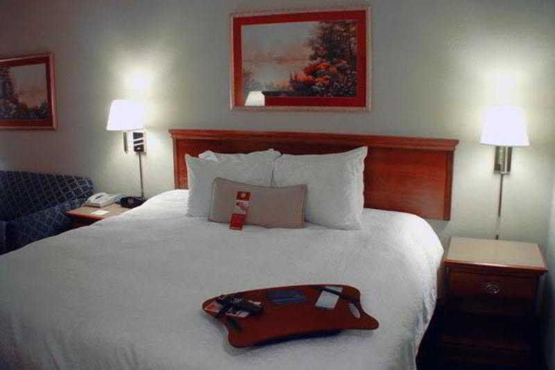 Hampton Inn Jacksonville - I-95 Central Экстерьер фото